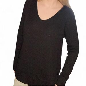 Athleta Black V-Neck Sweater
